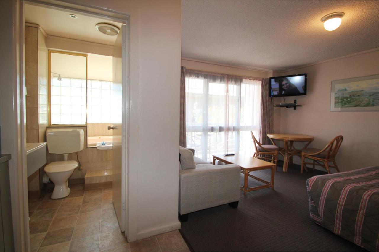 Beaumaris Bay Motel Buitenkant foto